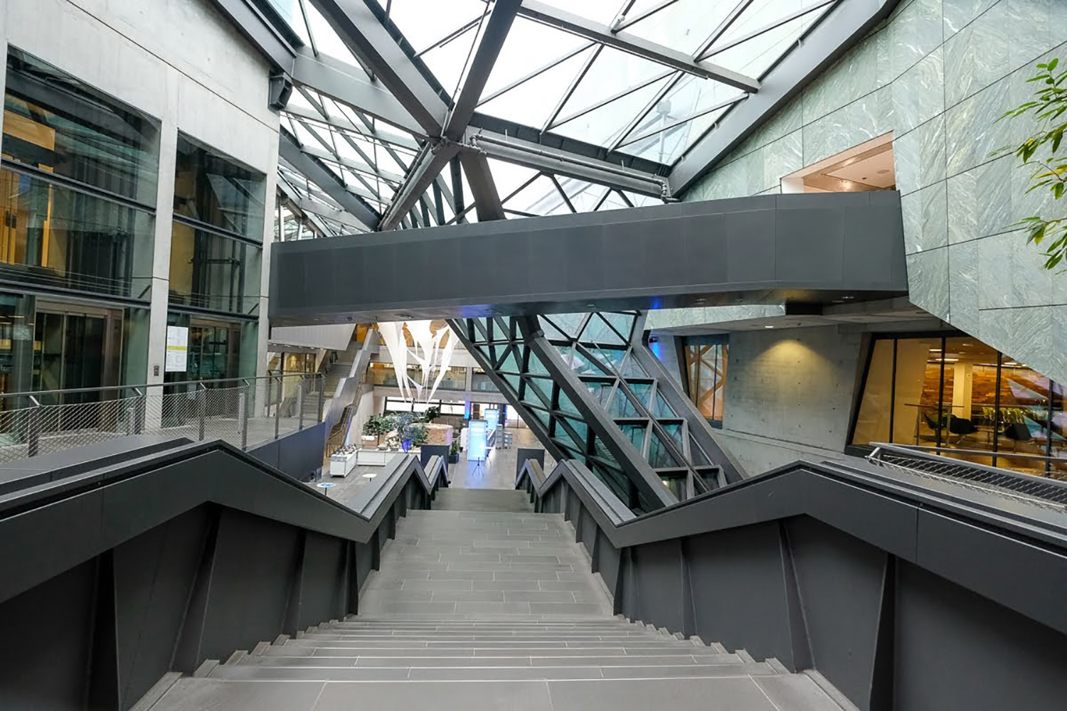 Referenzen_Meeting_Dassault Systèmes_3DExperience_01